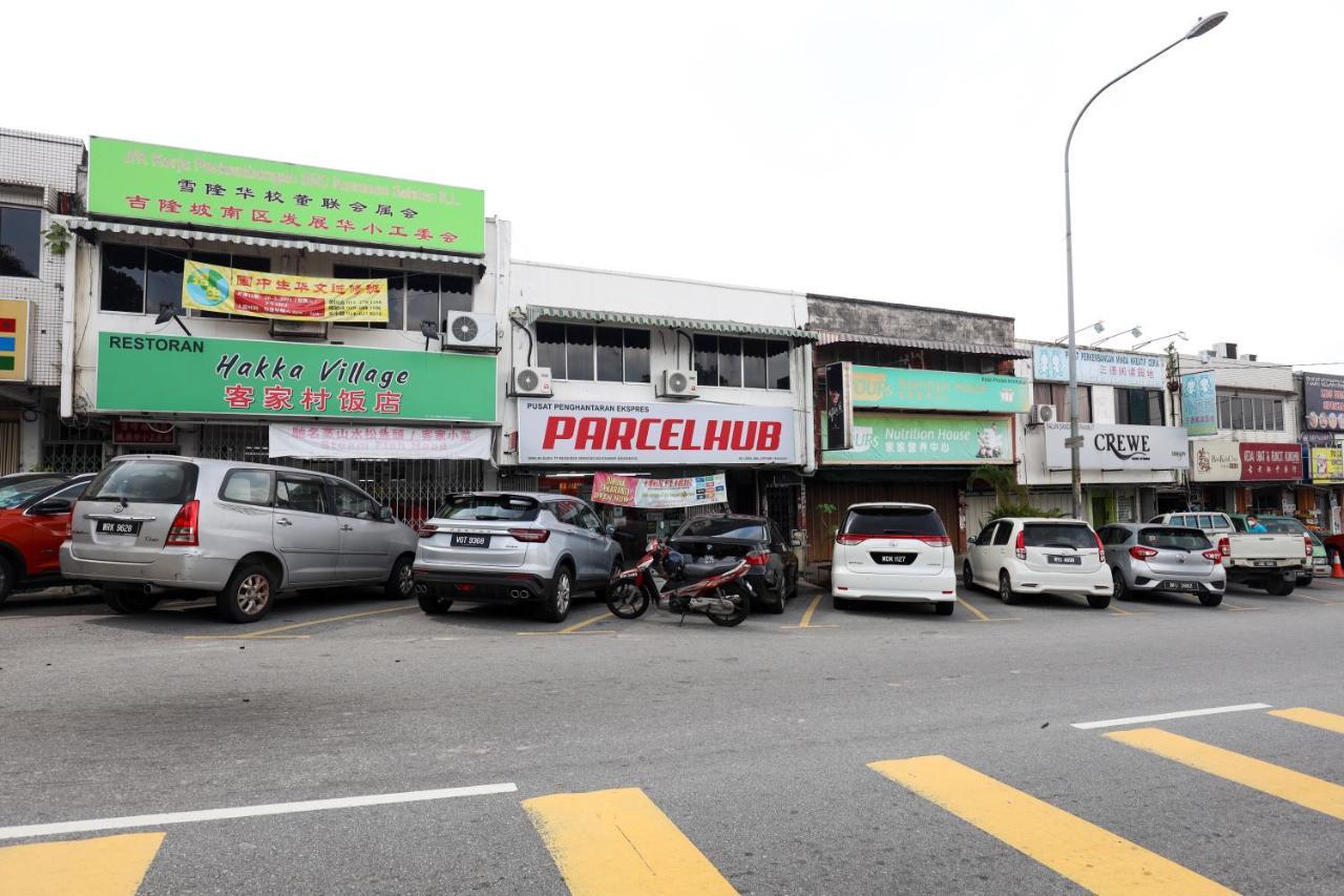 Cozy Homestay With Karaoke System & Pool Table Kuala Lumpur Extérieur photo