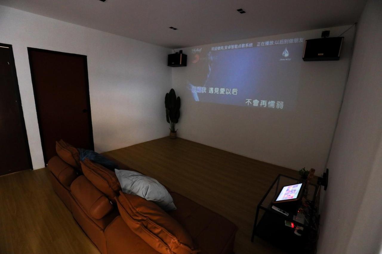Cozy Homestay With Karaoke System & Pool Table Kuala Lumpur Extérieur photo